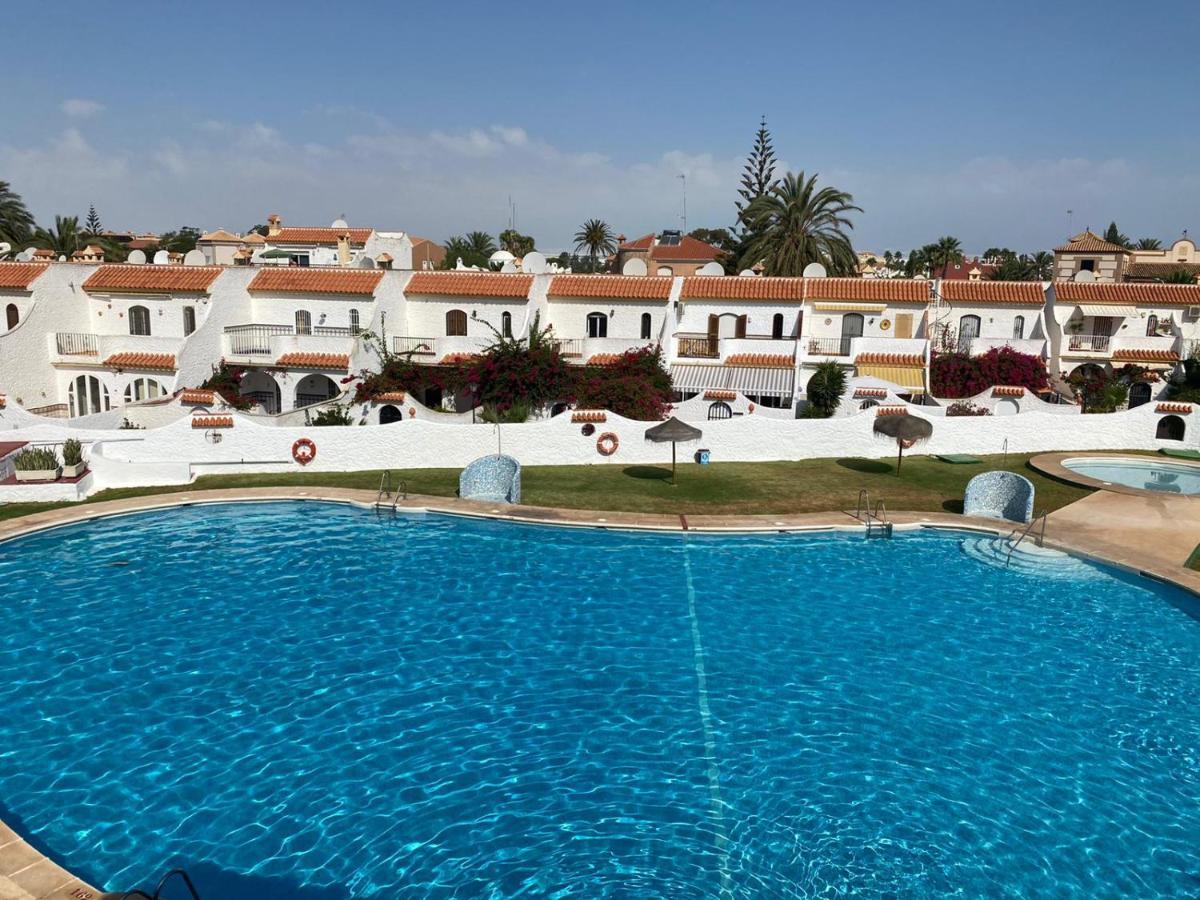 Villa Ohana Roquetas de Mar Eksteriør bilde